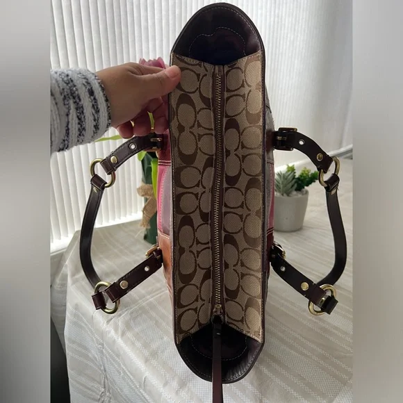 LAST CHANCE- Coach Patchwork Tote - Picture 11 of 15